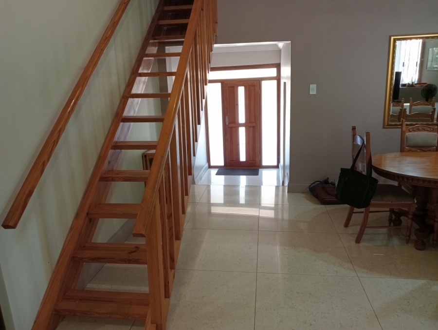 6 Bedroom Property for Sale in Vanes Estate Eastern Cape